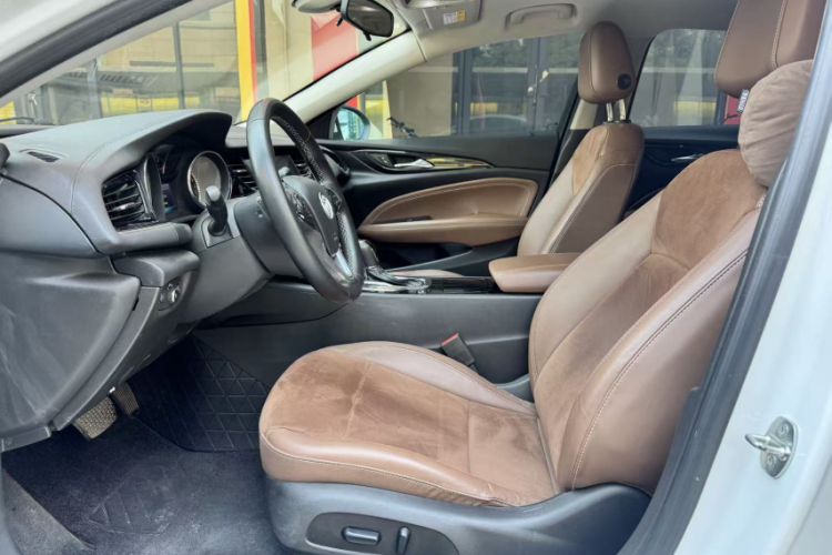 Used Buick Regal 2017 20T Elite Edition Interior 2