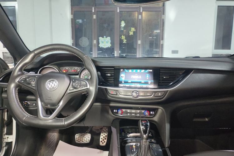Used Buick Regal 2017 GS 28T Luxury Model Interior 2