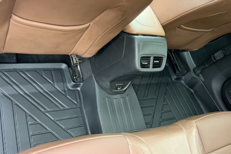 Used Buick Regal 2017 20T Luxury Model Interior 5