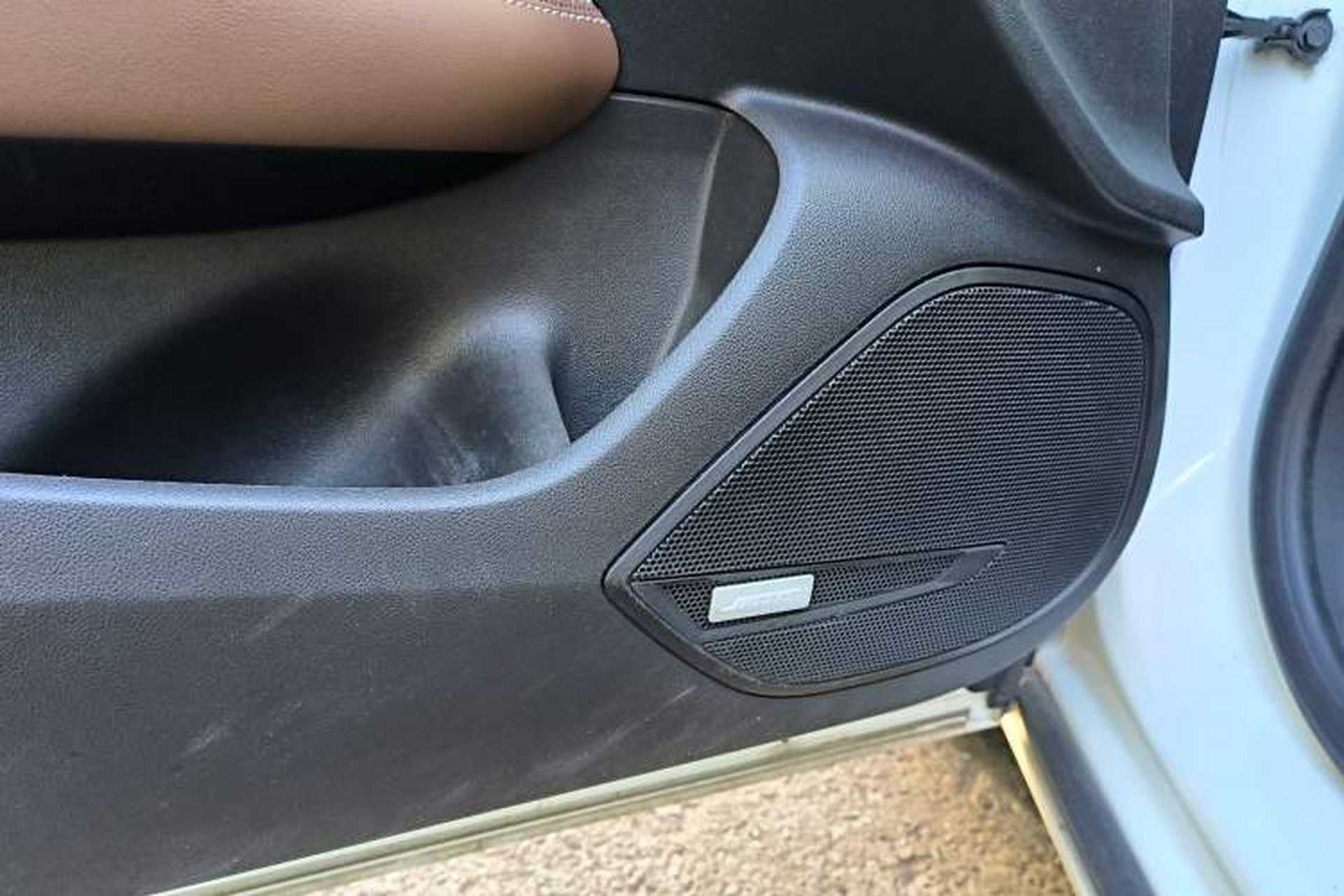 Used Buick Regal 2017 28T Luxury Edition Interior 6