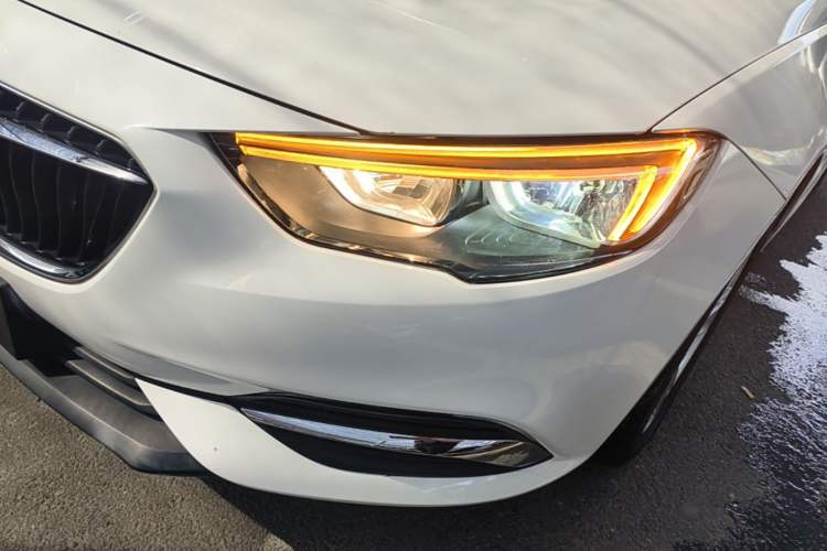 Used Buick Regal 2017 20T Elite Edition Left Front Headlight