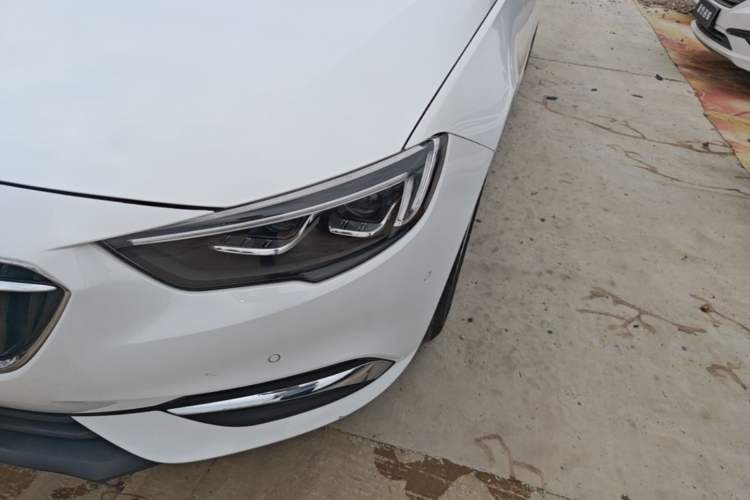 Used Buick Regal 2017 20T Prestige Model Left Front Headlight