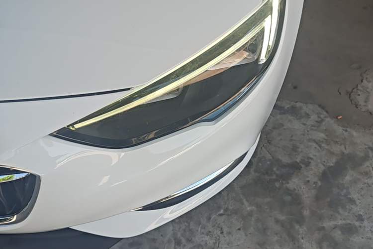 Used Buick Regal 2017 20T Elite Edition Left Front Headlight