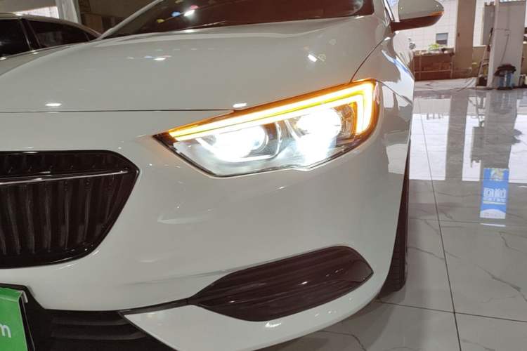Used Buick Regal 2017 20T Elite Edition Left Front Headlight