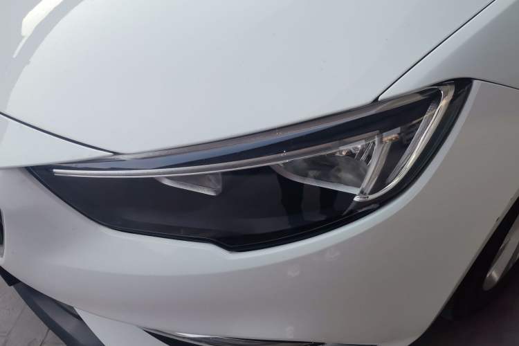 Used Buick Regal 2017 20T Elite Edition Left Front Headlight