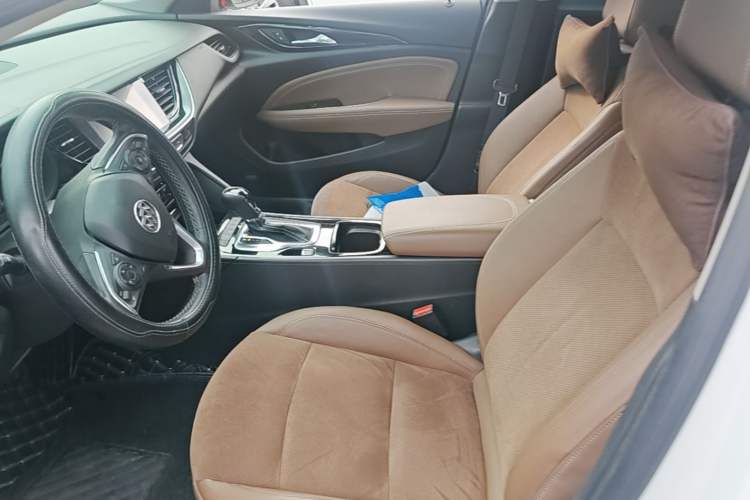Used Buick Regal 2017 28T Prestige Model Left Front Seat