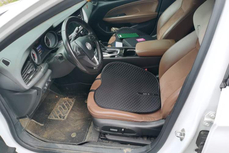 Used Buick Regal 2017 20T Elite Edition Left Front Seat