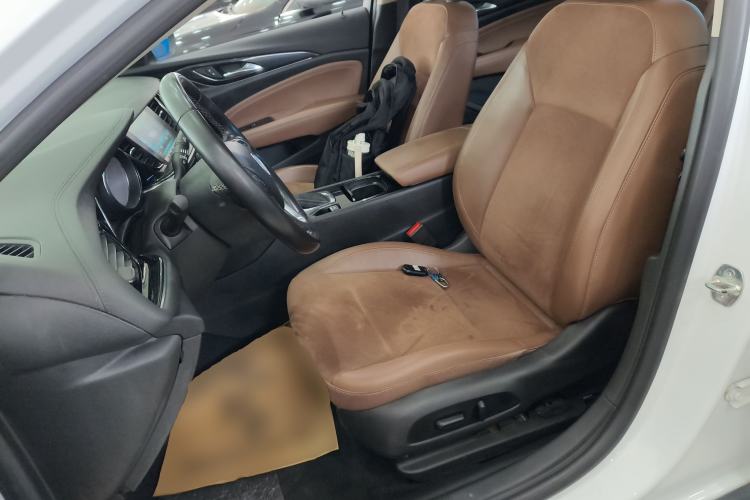 Used Buick Regal 2017 20T Elite Edition Left Front Seat