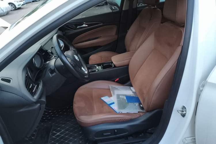 Used Buick Regal 2017 20T Luxury Model Left Front Seat