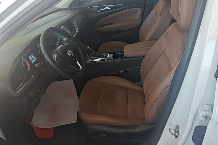 Used Buick Regal 2017 20T Elite Edition Left Front Seat