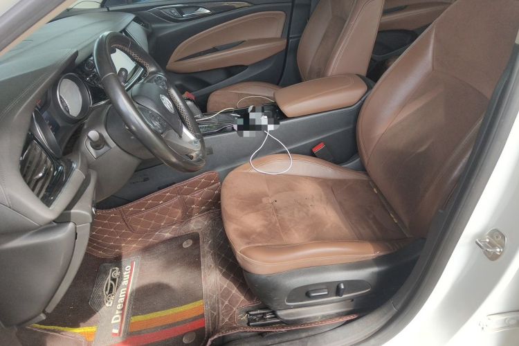 Used Buick Regal 2017 20T Elite Edition Left Front Seat