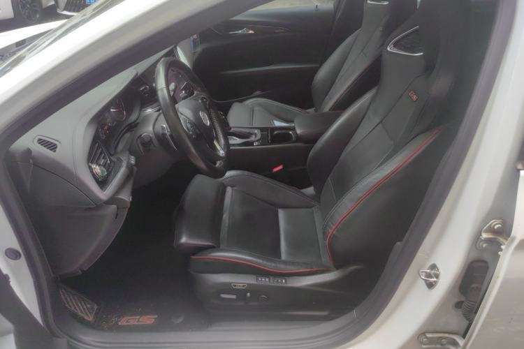 Used Buick Regal 2017 GS 28T Prestige Model Left Front Seat