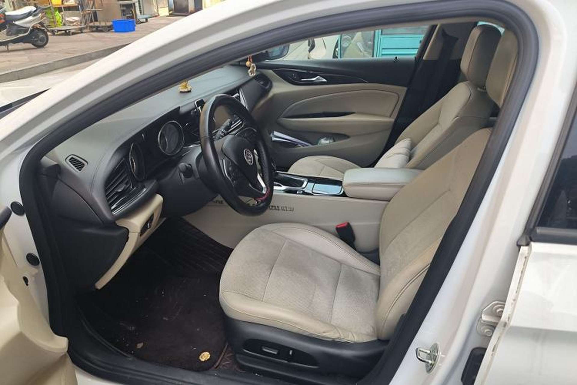 Used Buick Regal 2017 30H Elite Version Left Front Seat
