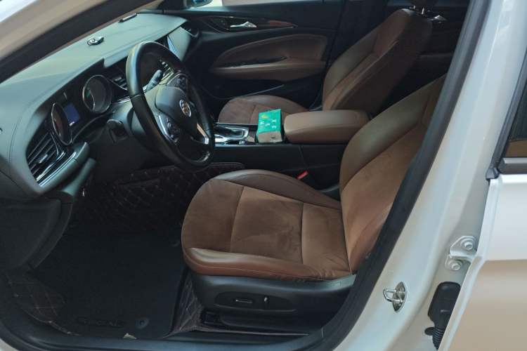 Used Buick Regal 2017 20T Elite Edition Left Front Seat