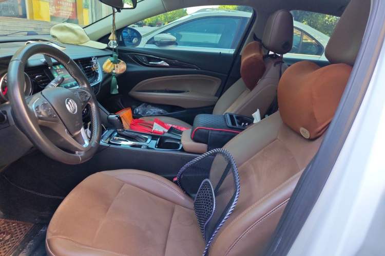 Used Buick Regal 2017 20T Elite Edition Left Front Seat