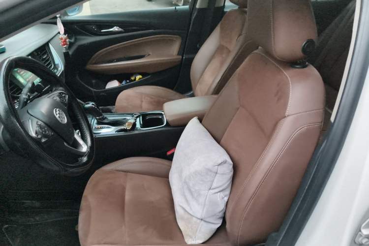 Used Buick Regal 2017 20T Elite Edition Left Front Seat