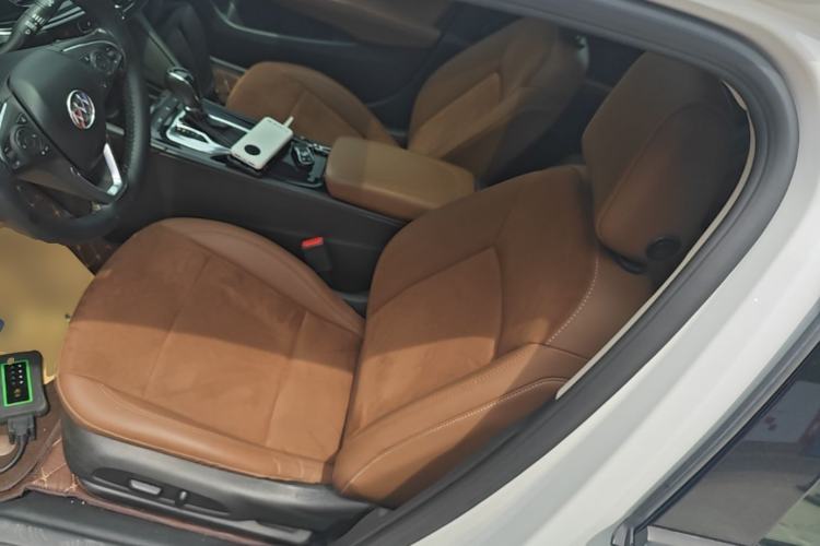 Used Buick Regal 2017 20T Elite Edition Left Front Seat