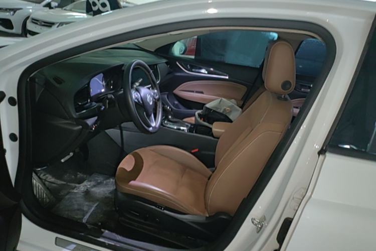 Used Buick Regal 2017 20T Prestige Model Left Front Seat