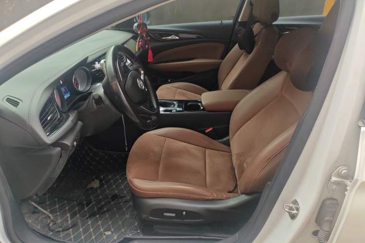 Used Buick Regal 2017 20T Luxury Model Left Front Seat