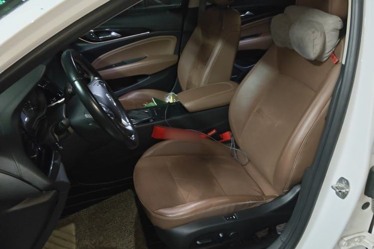 Used Buick Regal 2017 28T Luxury Edition Left Front Seat