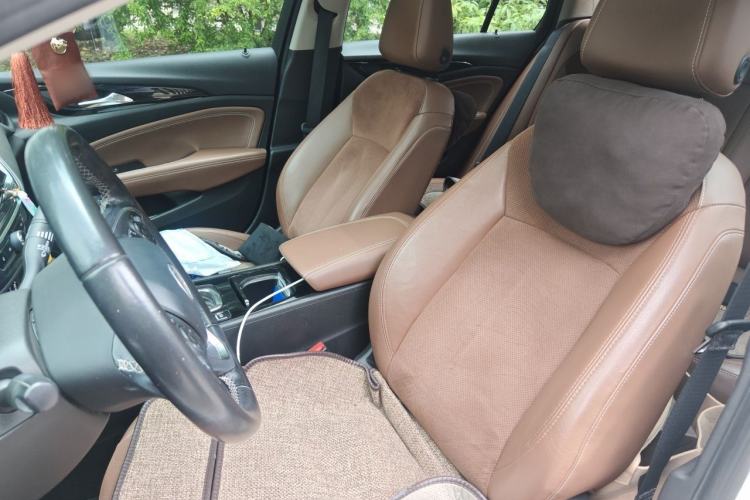 Used Buick Regal 2017 28T Luxury Edition Left Front Seat