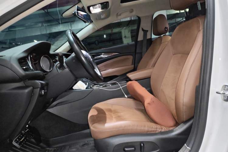 Used Buick Regal 2017 20T Elite Edition Left Front Seat