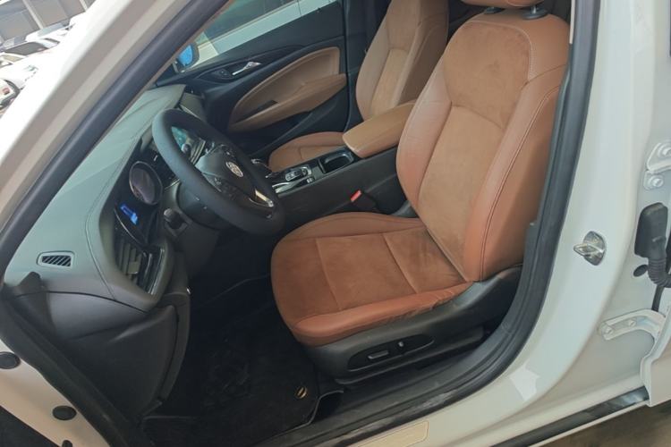 Used Buick Regal 2017 20T Elite Edition Left Front Seat