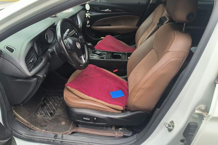 Used Buick Regal 2017 20T Luxury Model Left Front Seat