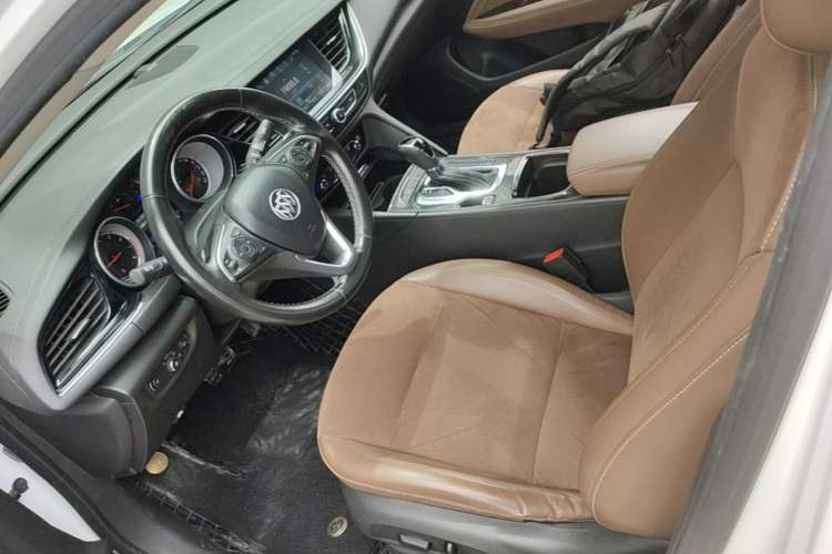 Used Buick Regal 2017 20T Elite Edition Left Front Seat