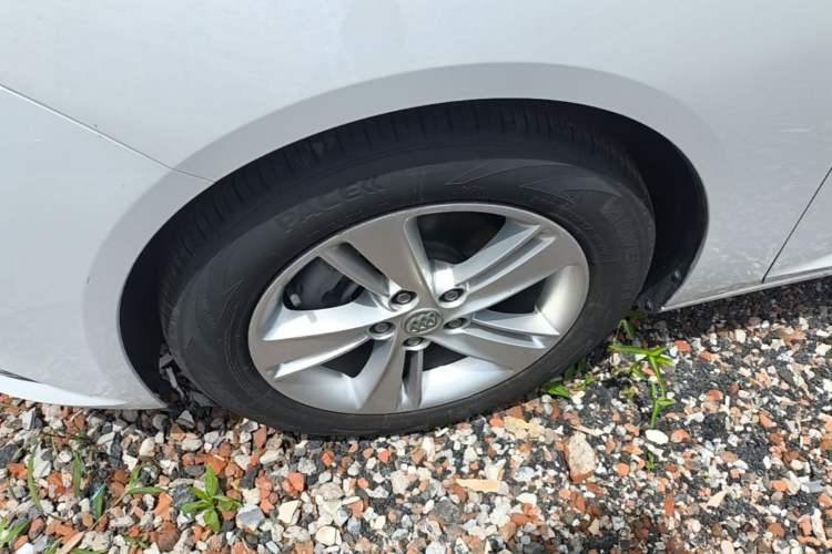 Used Buick Regal 2017 20T Elite Edition Left Front Wheel Hub