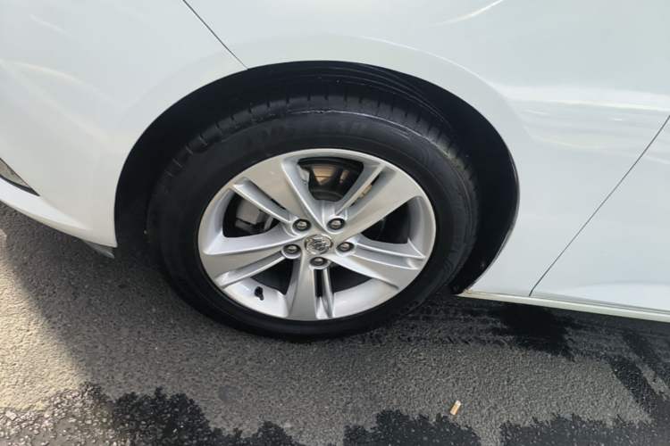 Used Buick Regal 2017 20T Elite Edition Left Front Wheel Hub