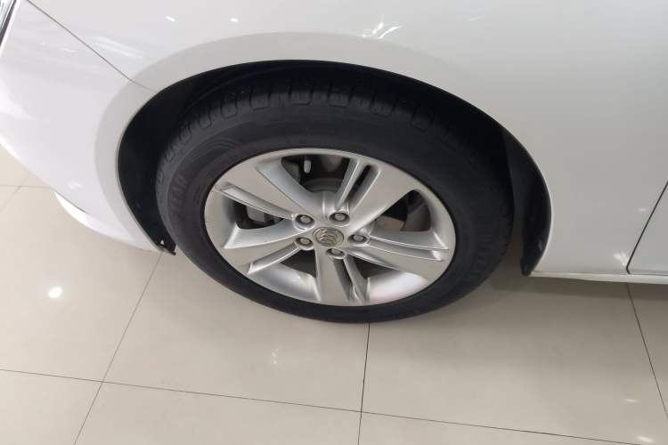 Used Buick Regal 2017 20T Elite Edition Left Front Wheel Hub