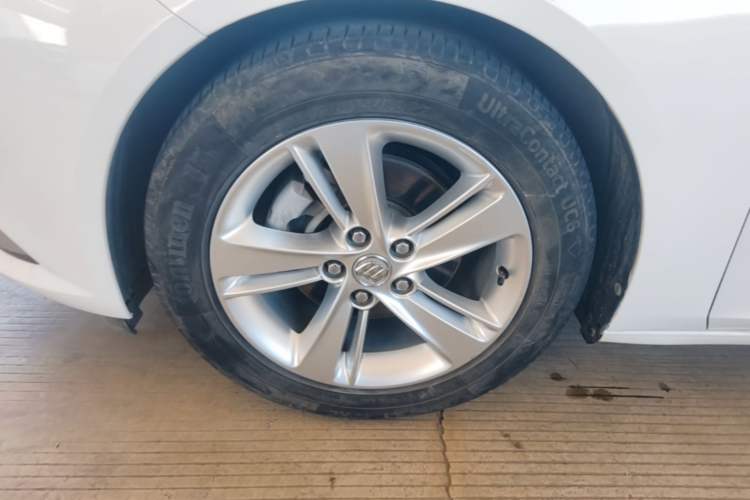Used Buick Regal 2017 20T Elite Edition Left Front Wheel Hub