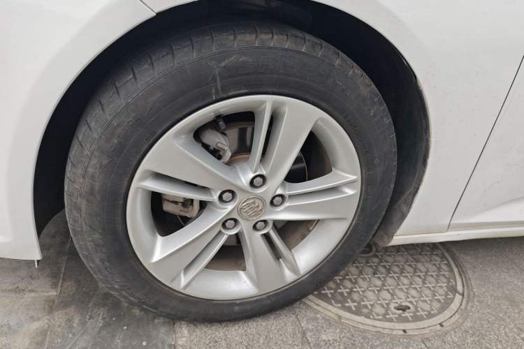 Used Buick Regal 2017 20T Elite Edition Left Front Wheel Hub