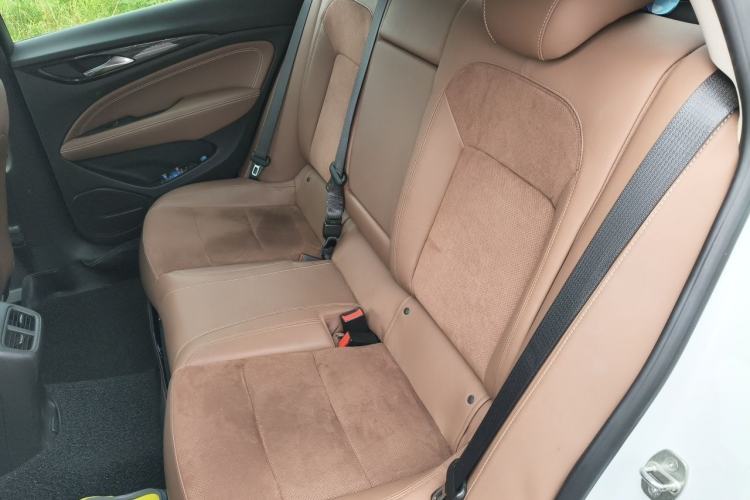 Used Buick Regal 2017 28T Prestige Model Left Rear Seat