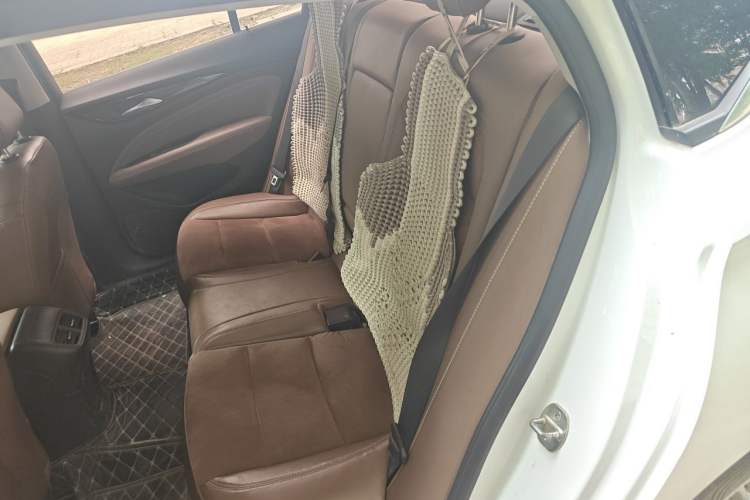 Used Buick Regal 2017 20T Elite Edition Left Rear Seat