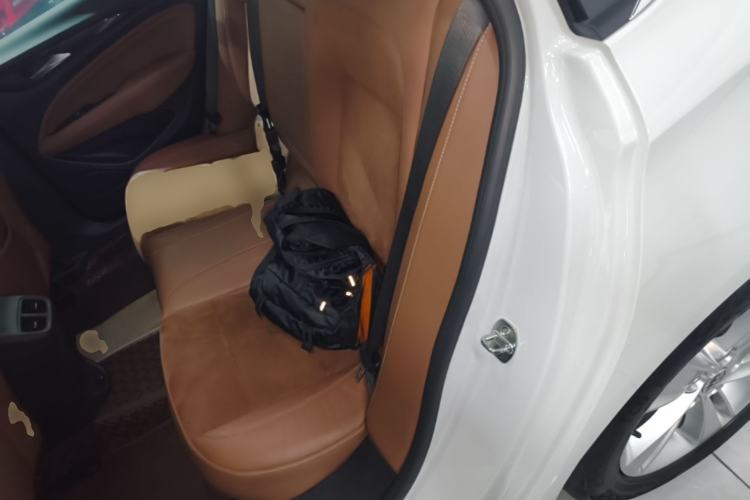 Used Buick Regal 2017 20T Elite Edition Left Rear Seat