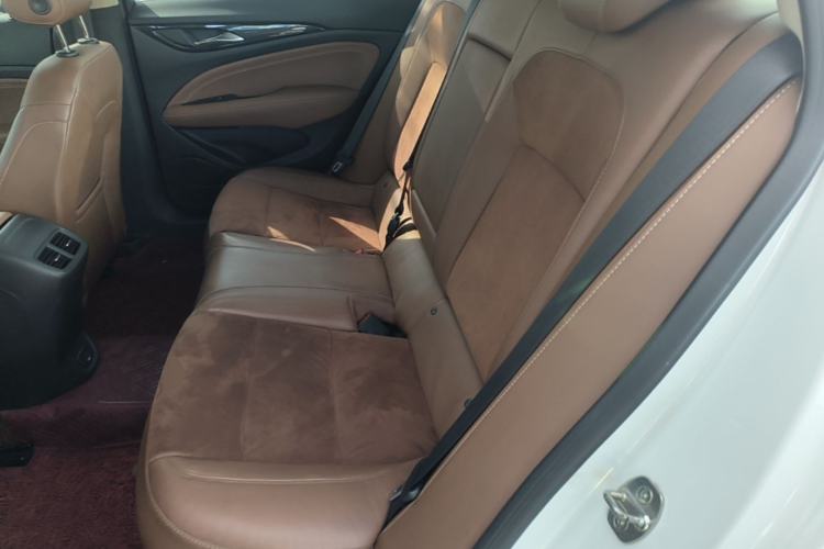 Used Buick Regal 2017 20T Elite Edition Left Rear Seat