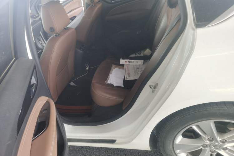 Used Buick Regal 2017 20T Prestige Model Left Rear Seat