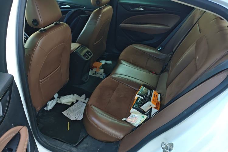 Used Buick Regal 2017 20T Luxury Model Left Rear Seat