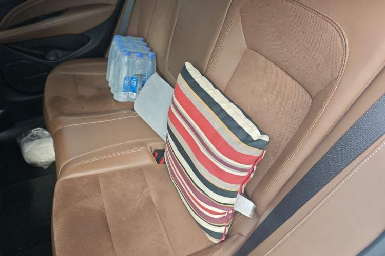 Used Buick Regal 2017 28T Luxury Edition Left Rear Seat