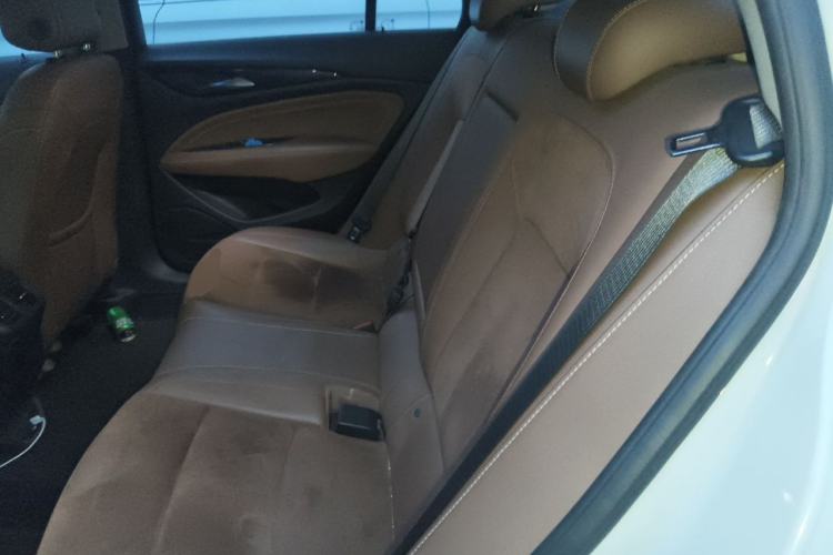 Used Buick Regal 2017 20T Elite Edition Left Rear Seat