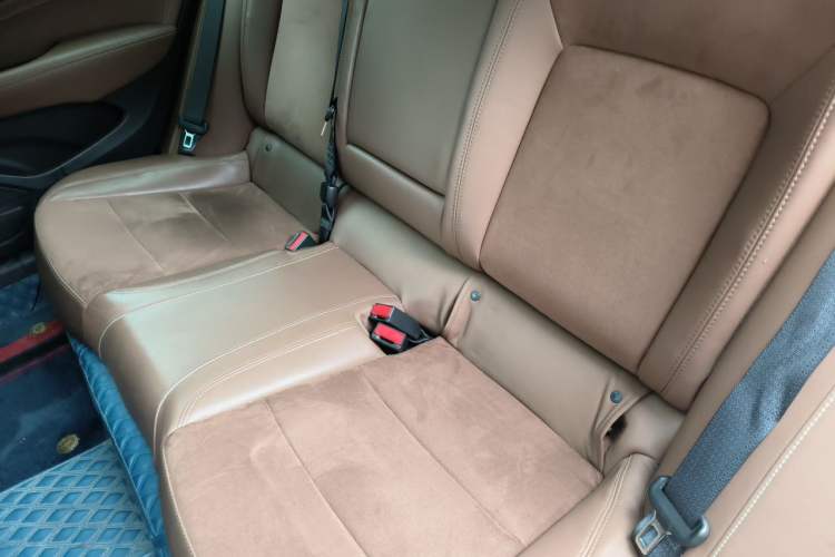 Used Buick Regal 2017 20T Elite Edition Left Rear Seat