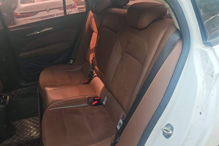 Used Buick Regal 2017 20T Elite Edition Left Rear Seat
