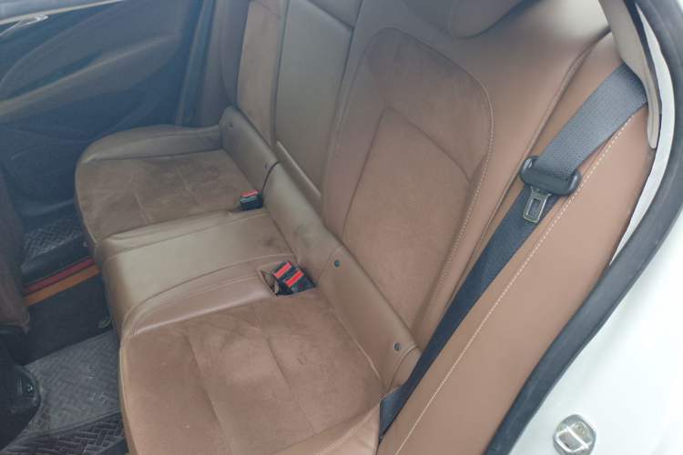 Used Buick Regal 2017 20T Prestige Model Left Rear Seat