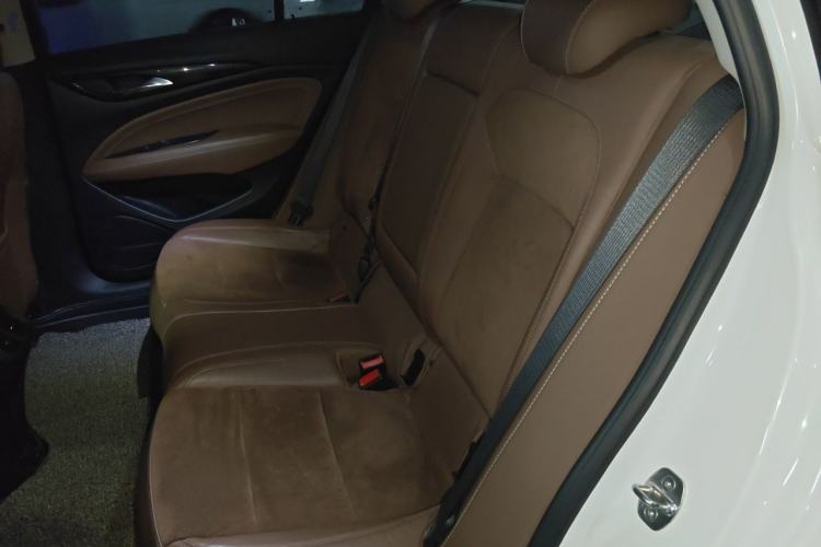 Used Buick Regal 2017 28T Luxury Edition Left Rear Seat