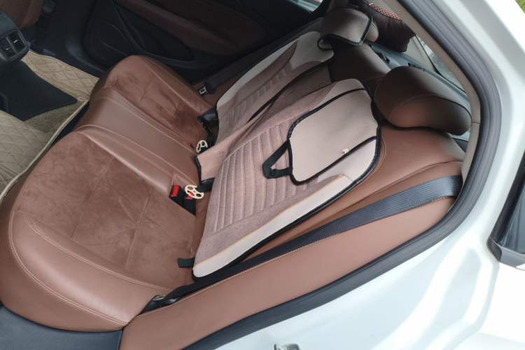 Used Buick Regal 2017 20T Luxury Model Left Rear Seat