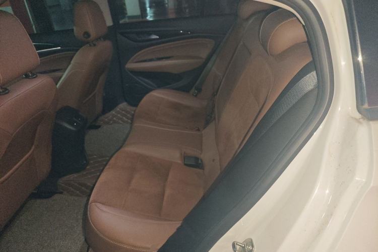Used Buick Regal 2017 20T Elite Edition Left Rear Seat