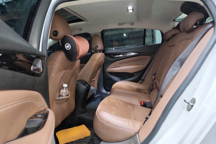 Used Buick Regal 2017 20T Elite Edition Left Rear Seat