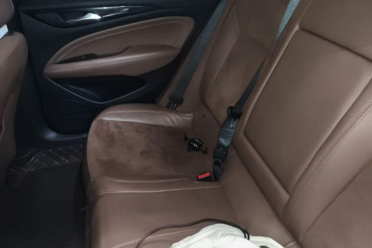 Used Buick Regal 2017 20T Elite Edition Left Rear Seat